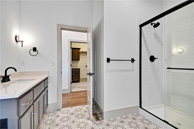 13431 W 174th Terrace, Overland Park, KS 66221