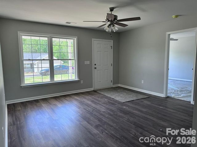 1201 Elizabeth Street W, Pageland, SC 29728