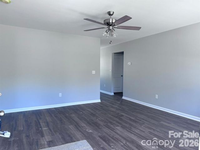1201 Elizabeth Street W, Pageland, SC 29728