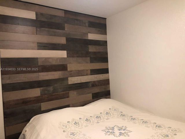 8826 W Flagler St 204, Miami, FL 33174