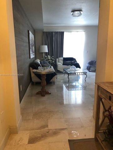 8826 W Flagler St 204, Miami, FL 33174