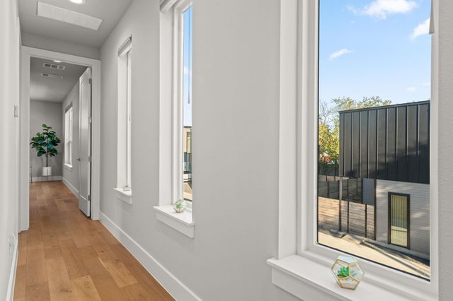 1116 Stobaugh ST A, Austin, TX 78757