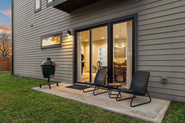 1116 Stobaugh ST A, Austin, TX 78757