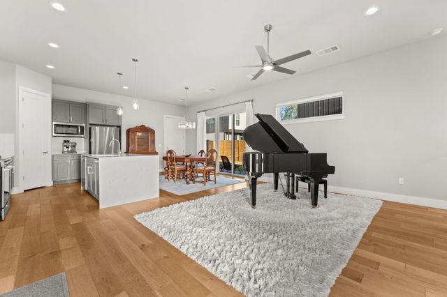 1116 Stobaugh ST A, Austin, TX 78757