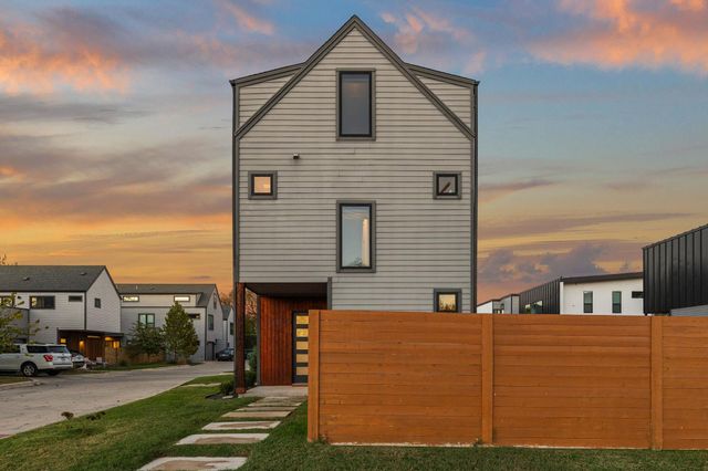 1116 Stobaugh ST A, Austin, TX 78757