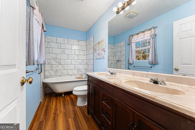 281 Cherokee Drive, Fair Play, SC 29643