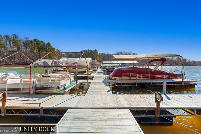 281 Cherokee Drive, Fair Play, SC 29643