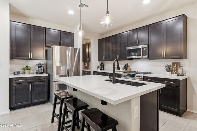 4383 W HORSENETTLE Drive, San Tan Valley, AZ 85144