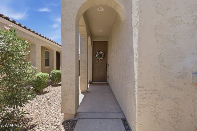 4383 W HORSENETTLE Drive, San Tan Valley, AZ 85144