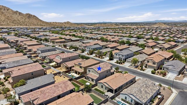 4383 W HORSENETTLE Drive, San Tan Valley, AZ 85144