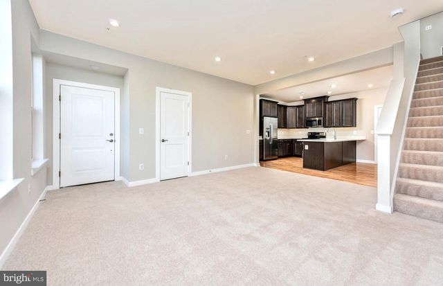 43740 TRANSIT SQ, Ashburn, VA 20147