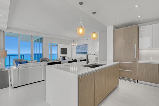 3100 N Ocean Drive H-1703, Riviera Beach, FL 33404
