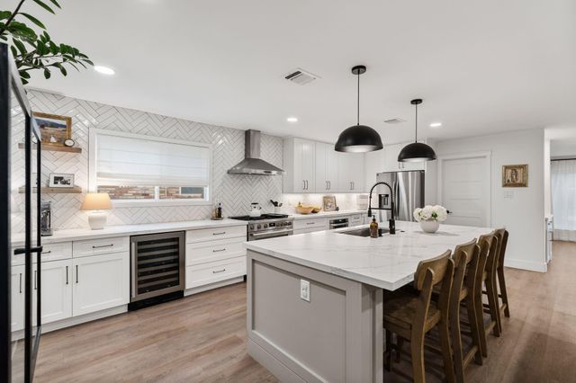 9206 Kapri Lane, Houston, TX 77025