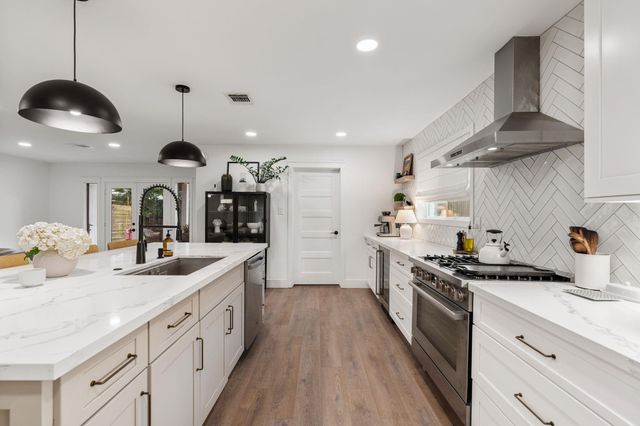 9206 Kapri Lane, Houston, TX 77025