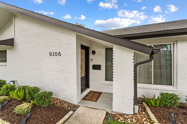 9206 Kapri Lane, Houston, TX 77025