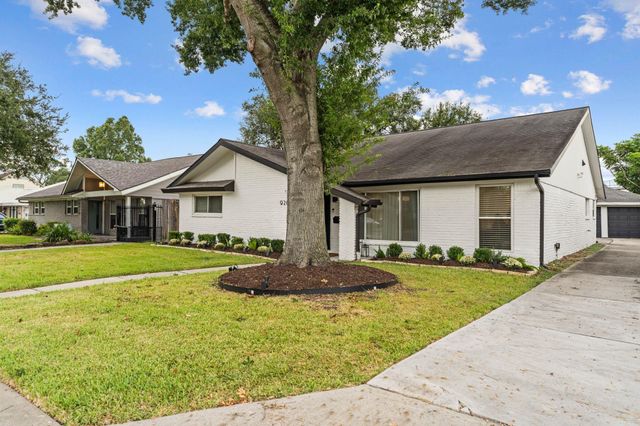 9206 Kapri Lane, Houston, TX 77025