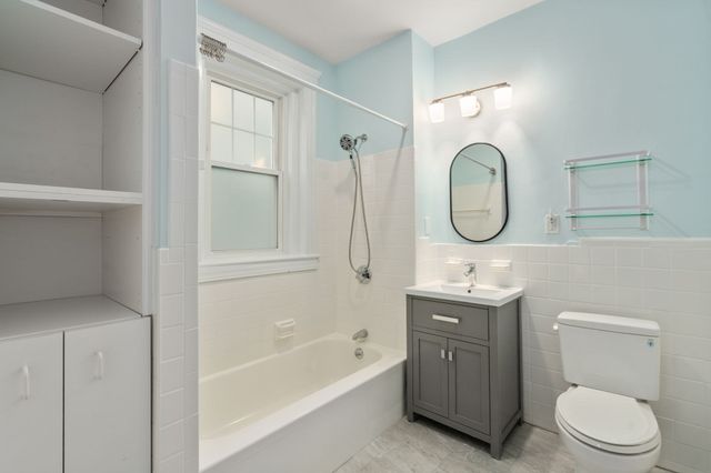 126 Sewall St A, Brookline, MA 02446