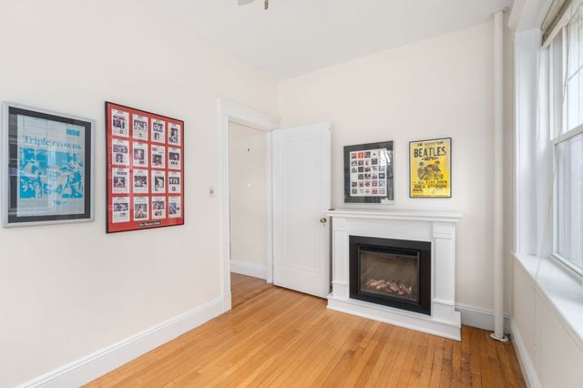 126 Sewall St A, Brookline, MA 02446