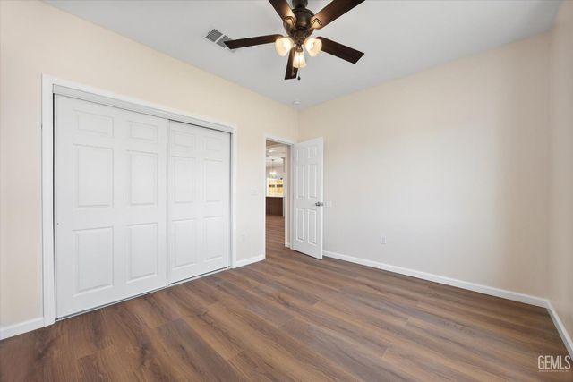 4906 Redbank Road, Bakersfield, CA 93307