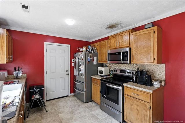5313 Harding Drive, Hope Mills, NC 28348