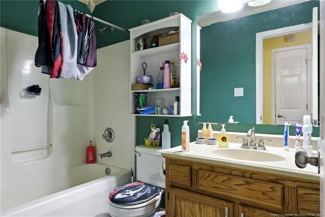 5313 Harding Drive, Hope Mills, NC 28348