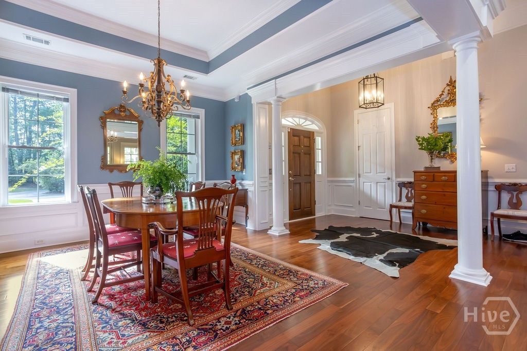 Image 10 of property listing at 4 Perriwinkle Lane, Savannah, GA 31411