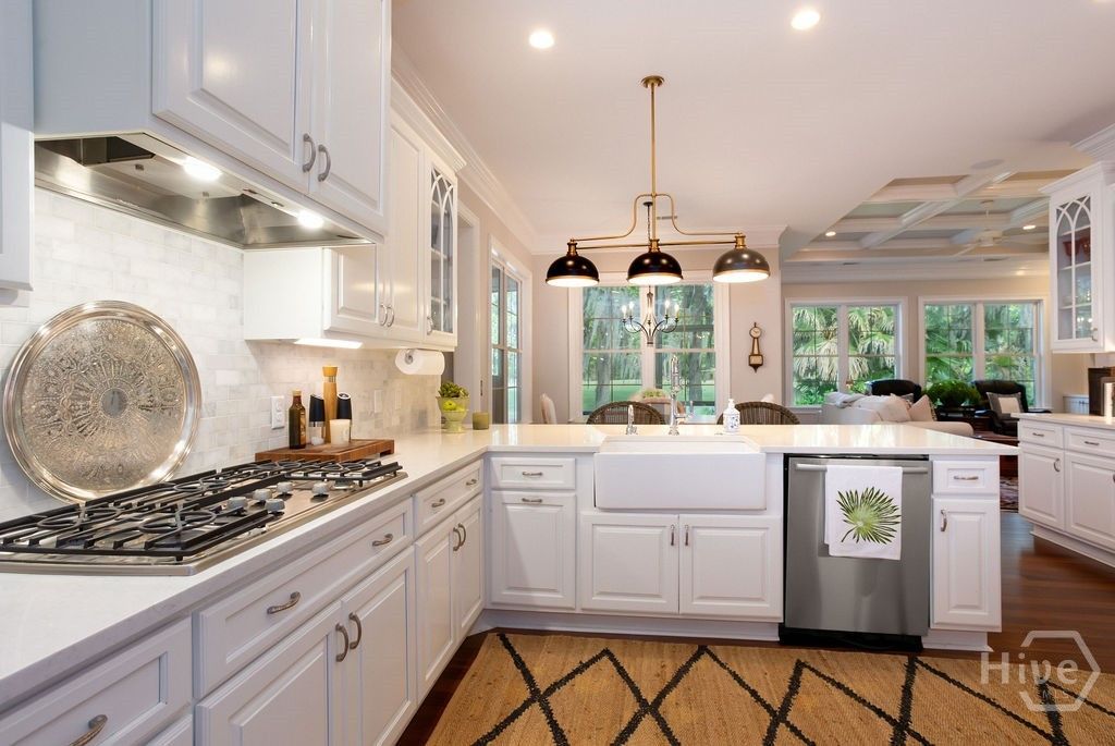 Image 15 of property listing at 4 Perriwinkle Lane, Savannah, GA 31411