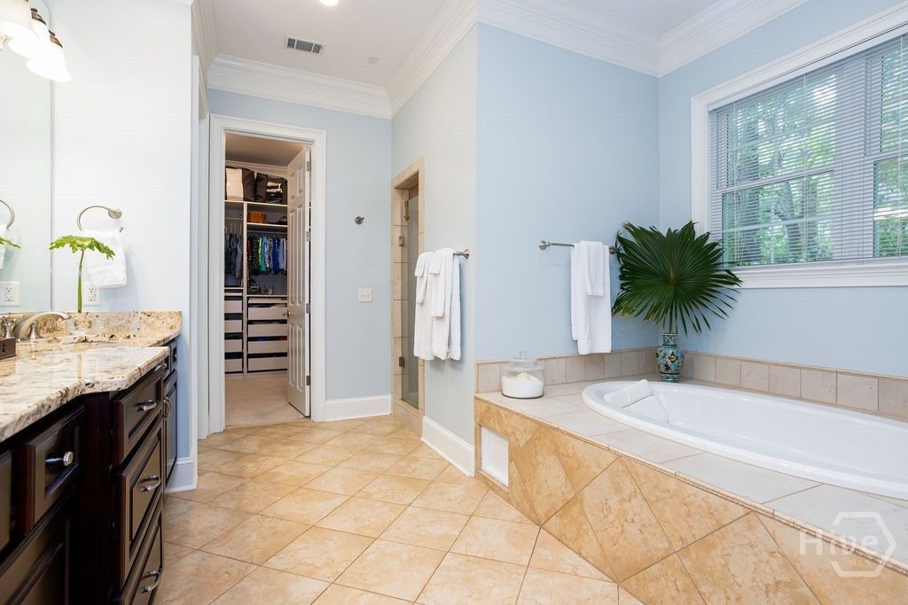 Image 30 of property listing at 4 Perriwinkle Lane, Savannah, GA 31411