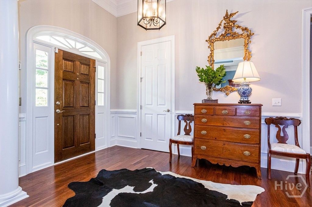 Image 6 of property listing at 4 Perriwinkle Lane, Savannah, GA 31411