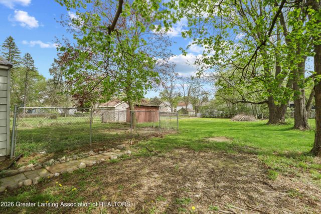 1422 Comfort Street, Lansing, MI 48915