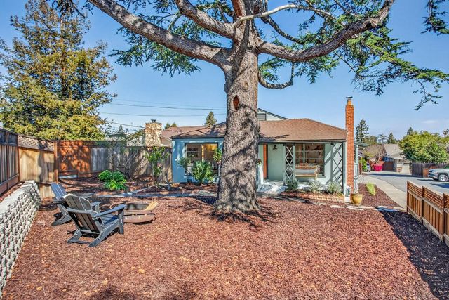 379 Alameda De Las Pulgas, Redwood City, CA 94062