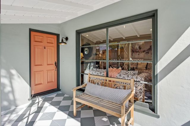 379 Alameda De Las Pulgas, Redwood City, CA 94062