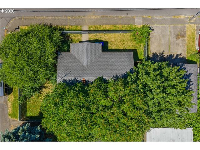8506 Ne PRESCOTT St, Portland, OR 97220