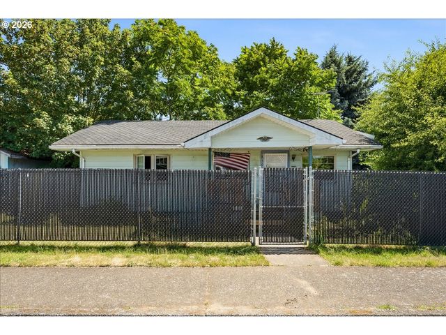 8506 Ne PRESCOTT St, Portland, OR 97220