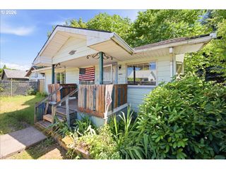 8506 Ne PRESCOTT St, Portland, OR 97220