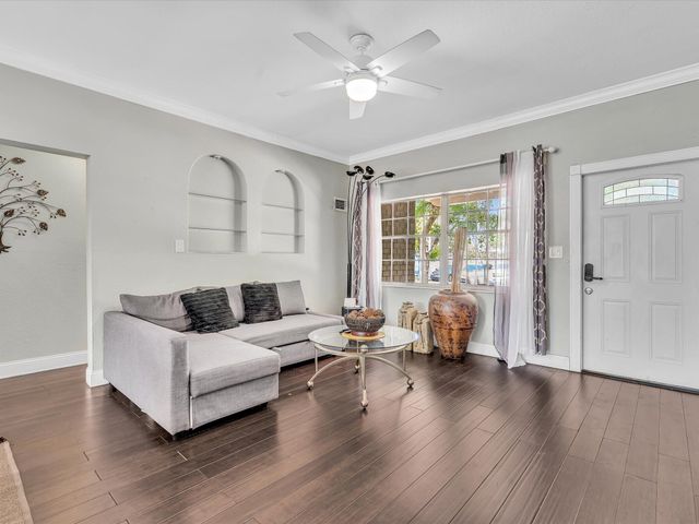 4400 W BROWARD Boulevard, Plantation, FL 33317