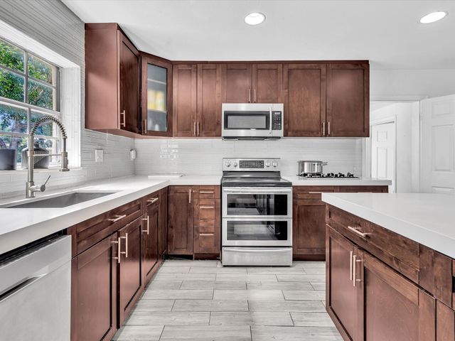 4400 W BROWARD Boulevard, Plantation, FL 33317