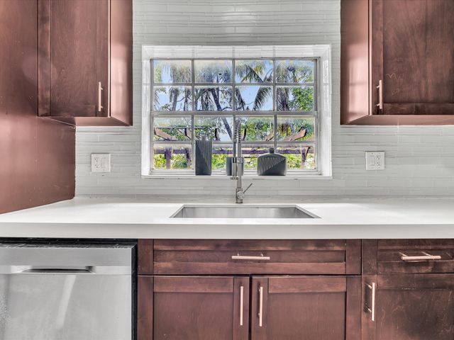 4400 W BROWARD Boulevard, Plantation, FL 33317