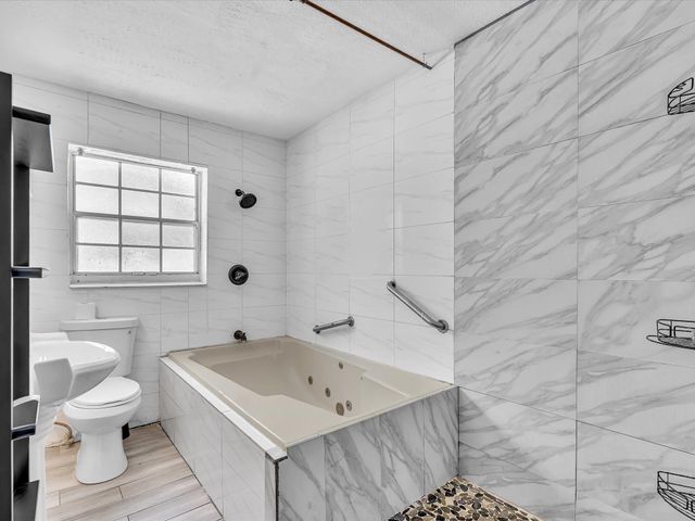 4400 W BROWARD Boulevard, Plantation, FL 33317