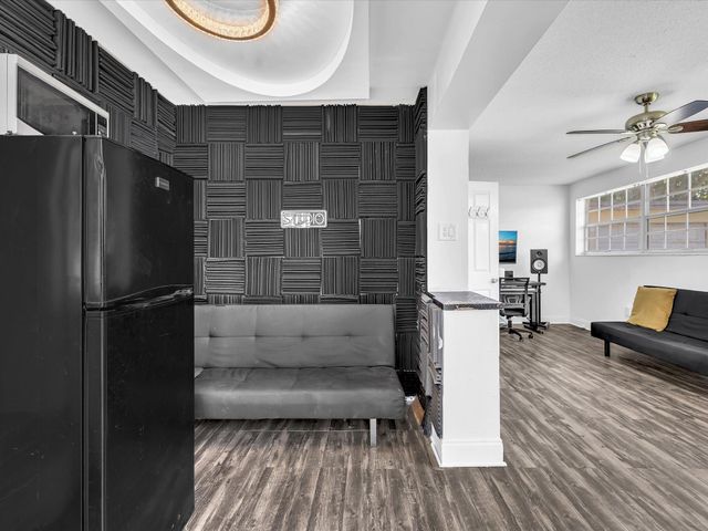 4400 W BROWARD Boulevard, Plantation, FL 33317
