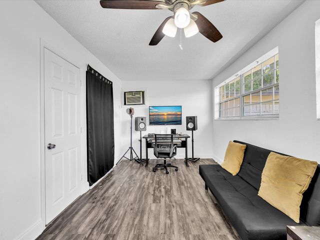 4400 W BROWARD Boulevard, Plantation, FL 33317