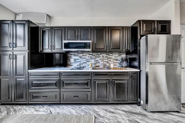 1273 Graves Harbor Trl Apt 3203, Huddleston, VA 24104