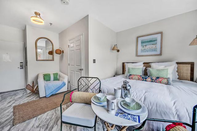 1273 Graves Harbor Trl Apt 3203, Huddleston, VA 24104