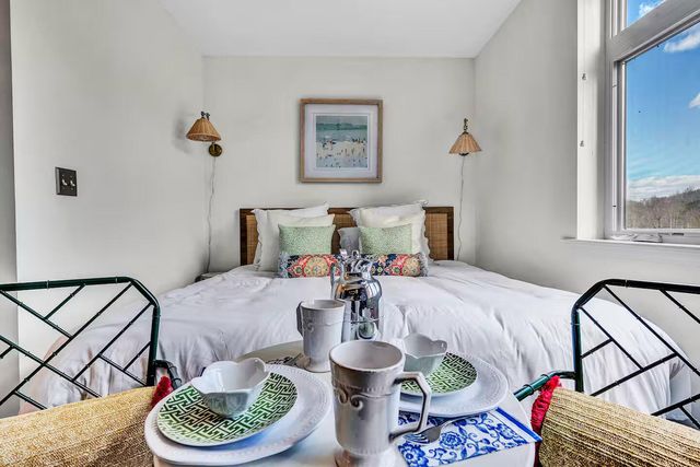 1273 Graves Harbor Trl Apt 3203, Huddleston, VA 24104