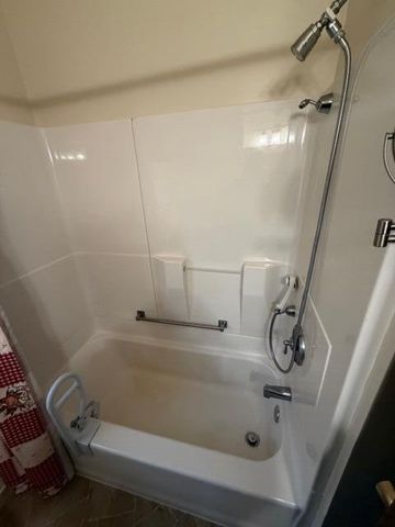 2727 Rosalind AVENUE, Racine, WI 53403