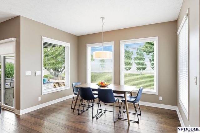 10103 S 125 Street, Papillion, NE 68046