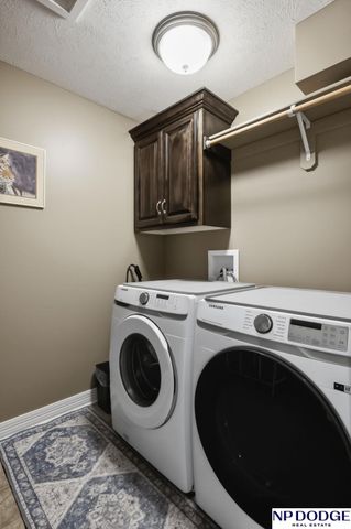 10103 S 125 Street, Papillion, NE 68046
