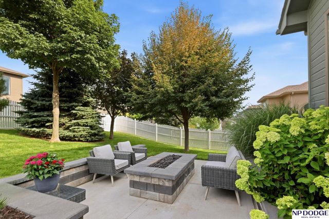 10103 S 125 Street, Papillion, NE 68046