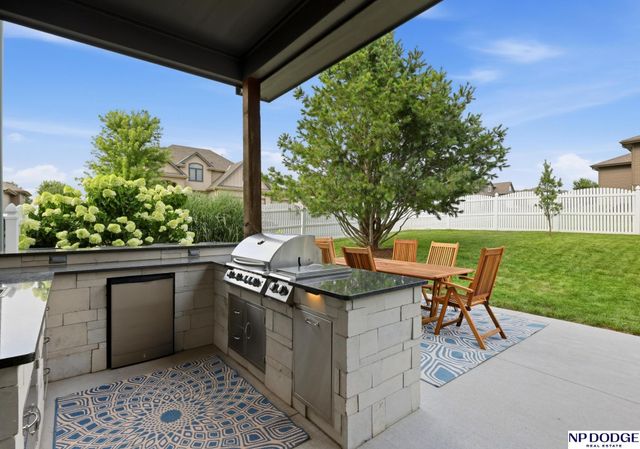 10103 S 125 Street, Papillion, NE 68046