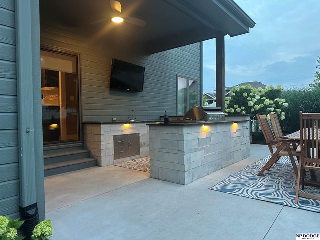 10103 S 125 Street, Papillion, NE 68046